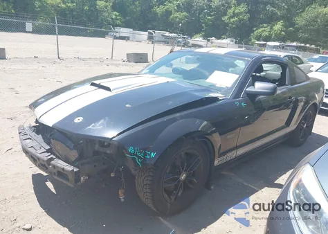 2007 Ford Mustang Gt Deluxe/Gt Premium z USA, uszkodzony, nr VIN 1ZVHT82H775335293